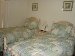Twin bedroom