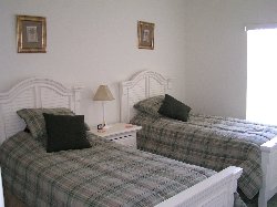 2nd twin bedroom