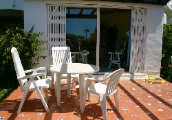View 2 Garden Patio