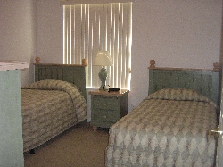 Twin bedroom
