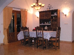 Villa dinning room