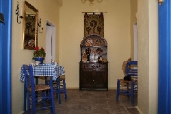 Private entrance hall