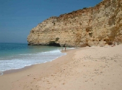 nearest beach Santianes