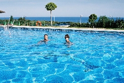 Las Mimosas swimming pool in April