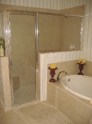 Master ensuite - separate shower + tub
