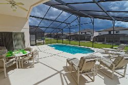 Lanai shaded with ceiling fan