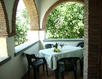 Balcony ideal for eating al fresco.