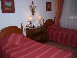 one of the twin-bedded rooms