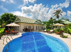 Baan Suay 3bed villa with pool