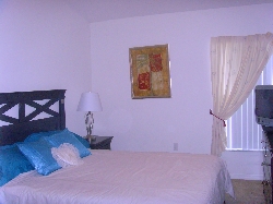 Double bedroom with Queen bed