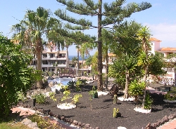 Parque Albatros gardens
