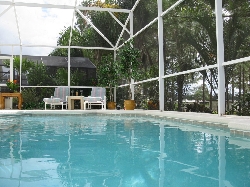 Private South Facing Pool