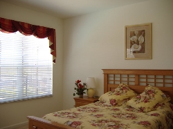2 Master Bedrooms overlookPool & Lake