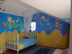 Large attic room,  great for kids
