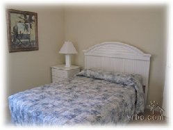 Queen Bedroom