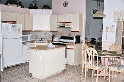 Kitchen and Breakfast Area