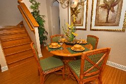 Quinn Villa - Dining Area
