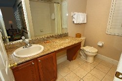 Quinn Villa - Master Bathroom