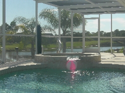 pool view 
