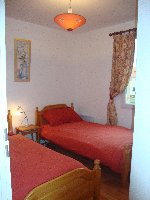 Twin bedroom