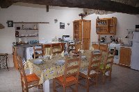 kitchen/dining area