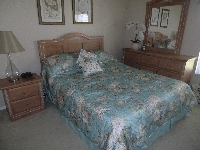 Queen Size Bedroom