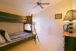 Family bunk bed room