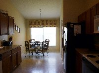 Kitchen & Breakfast Area