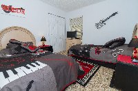 Rock out in the music room twin bedroom
