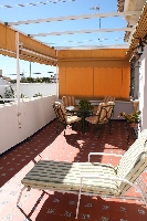 Extensive private terrace (30m2),