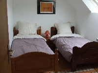 twin bedroom