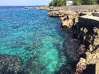 Spacious and open to ocean & Pool