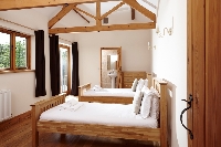 The Linhay twin bedroom