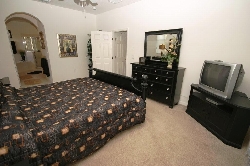 King Master bed 1