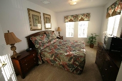 King Master bed 3