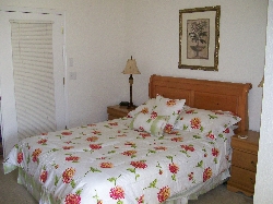 2nd master bedroom with en-suite