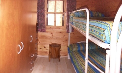 bunk bed room