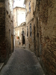 One of the typical streets in Penne