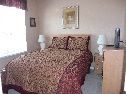 Queen Room with Full Bathroom