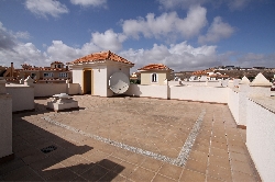 Roof Terrace with Shower Room in Corner