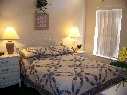 The cosy double bedroom