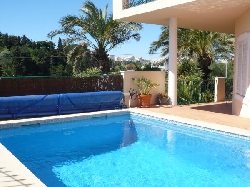Villa pool