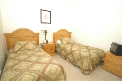 Front Twin Bedroom