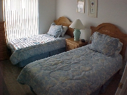 Rear Twin Bedroom
