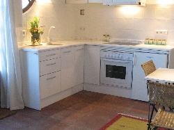 Fully equipped kitchen.