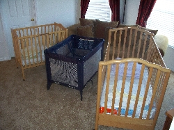 Full size crib , crib and pack n play