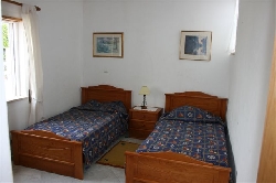 Twin bedroom
