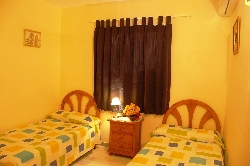 twin bedroom