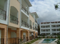 Exterior with swimming pool