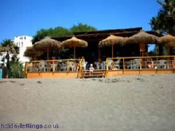 chirrunguita beach bar 5 mins walk